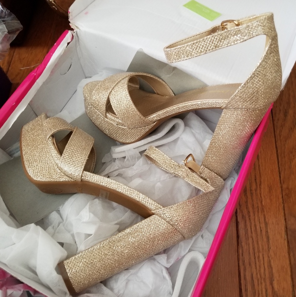 5" Gold Platform Heels